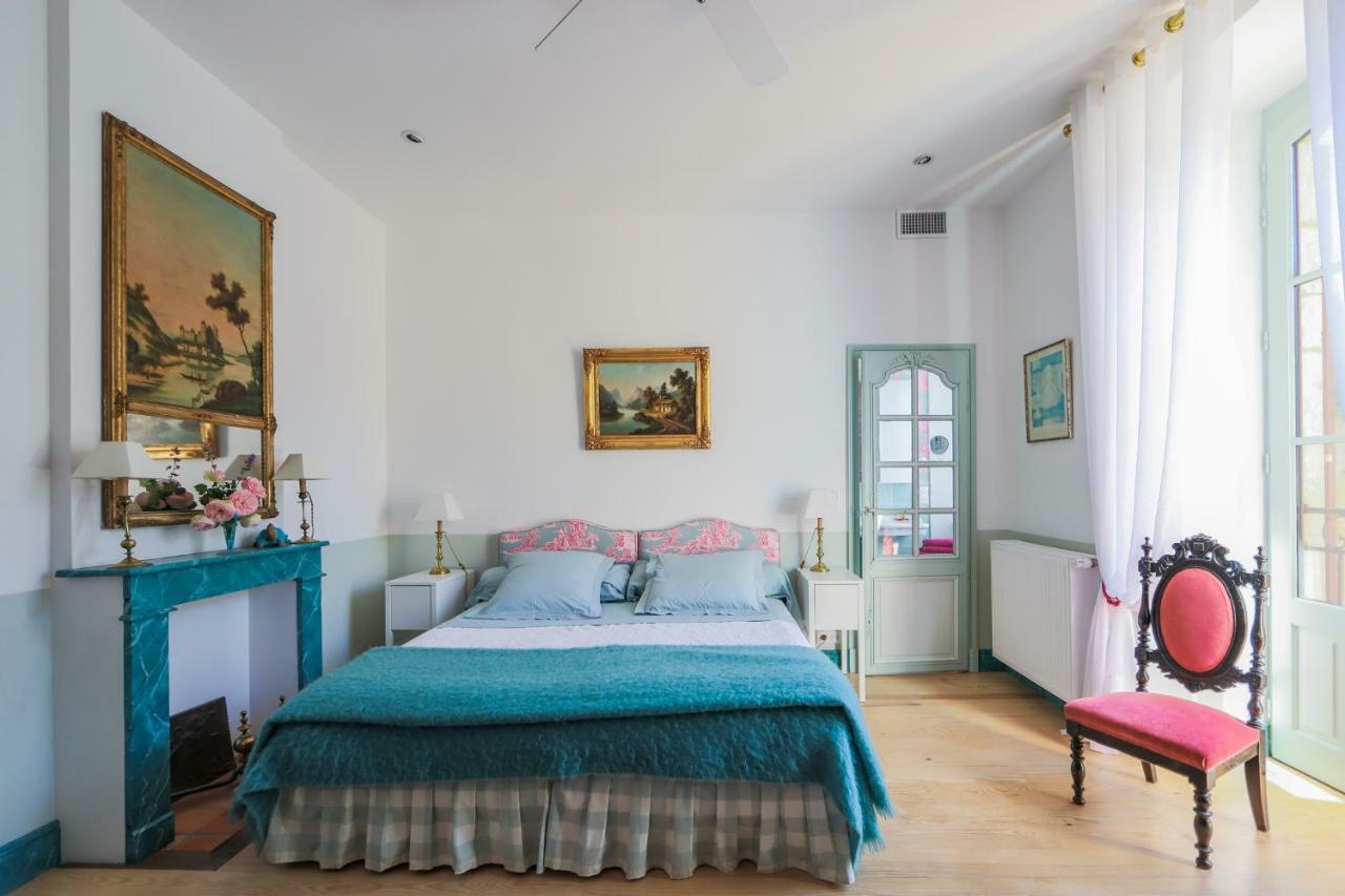 1 Logis A Domme - Piscine & Spa Екстериор снимка